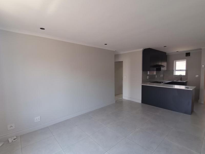 To Let 3 Bedroom Property for Rent in Peerless Park North Western Cape
